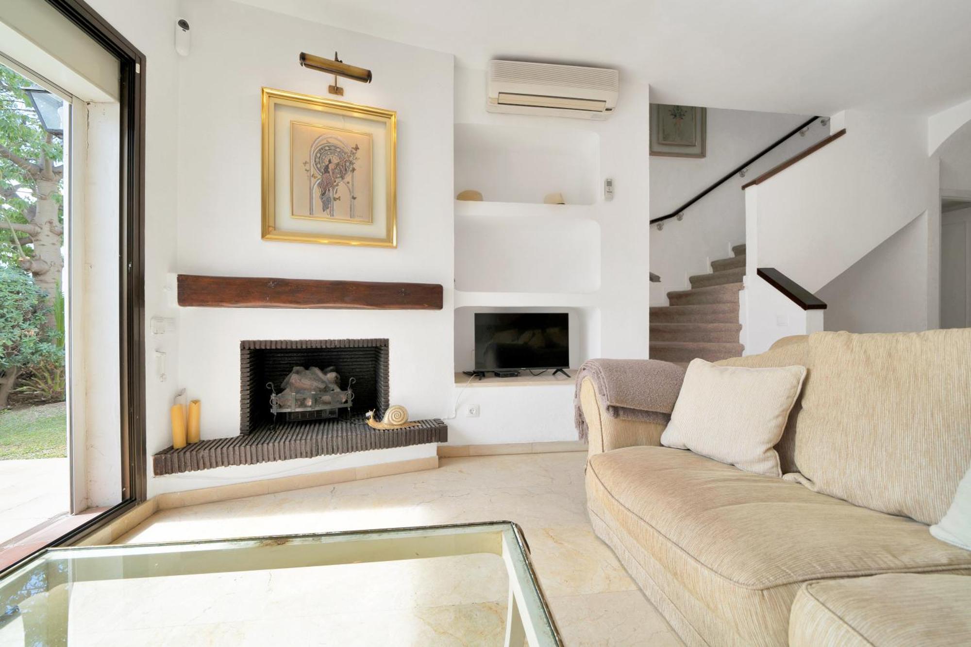 Beachside House Mariabanus Rumah liburan Marbella